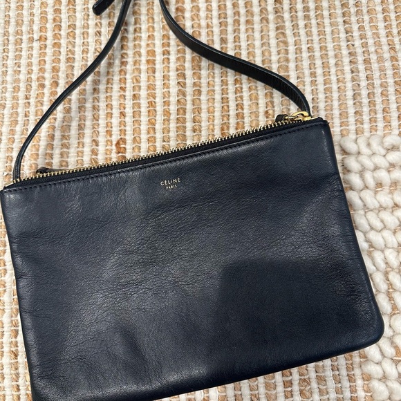 Authentic CELINE Lambskin Small Trio Crossbody Bag in Black - Picture 13 of 13